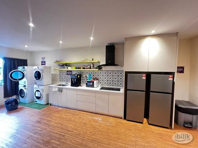 Room for rent in Petaling, Damansara Damai