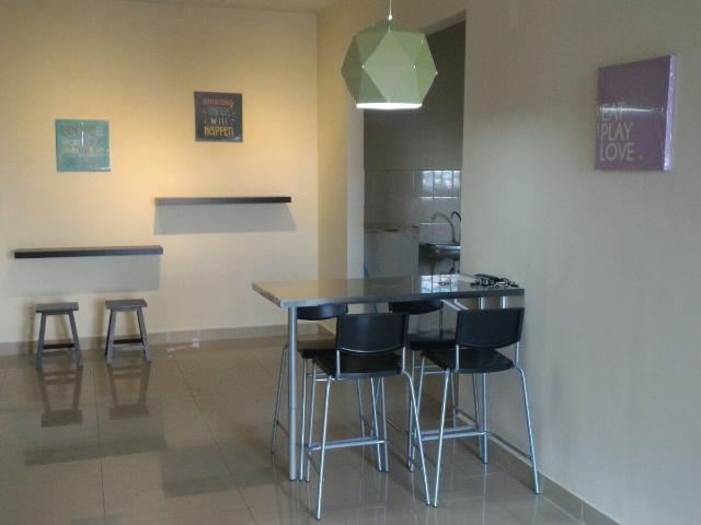 Room for rent in Petaling, Alam Impian