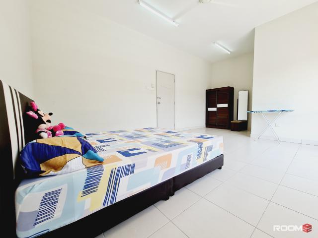 House for rent in Sendayan Village, Negeri Sembilan
