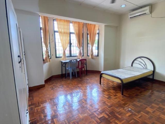 Room for rent in Petaling, Damansara Damai