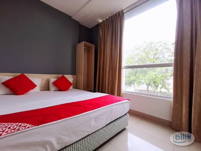 Room for rent in Petaling, Alam Impian