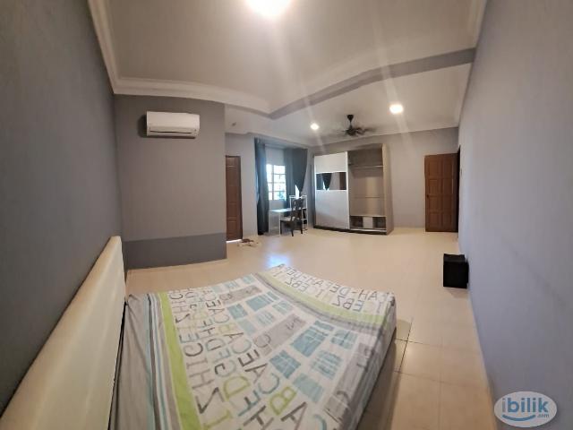 Room for rent in Sendayan Village, Negeri Sembilan