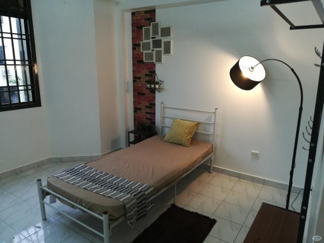 Room for rent in Bukit Ledang, Johor