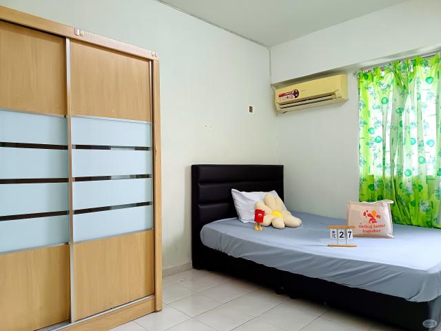 Room for rent
