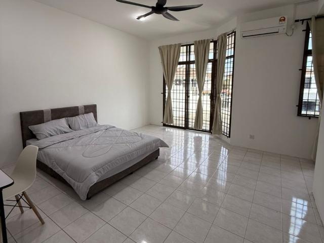 Room for rent in Wellesley, Penang