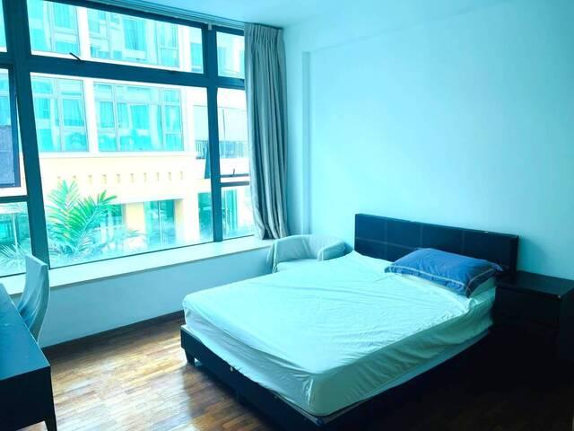 Room for rent in Joo Chiat, Singapore