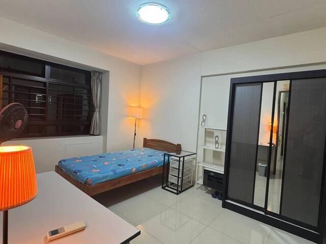 Room for rent