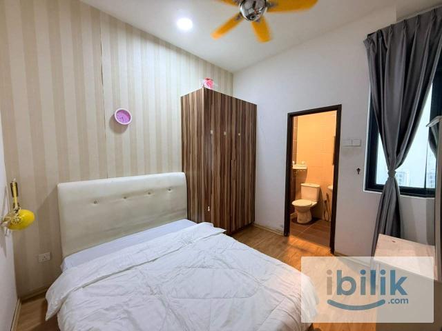 Room for rent in Kampung Bakar Batu, Johor Bahru