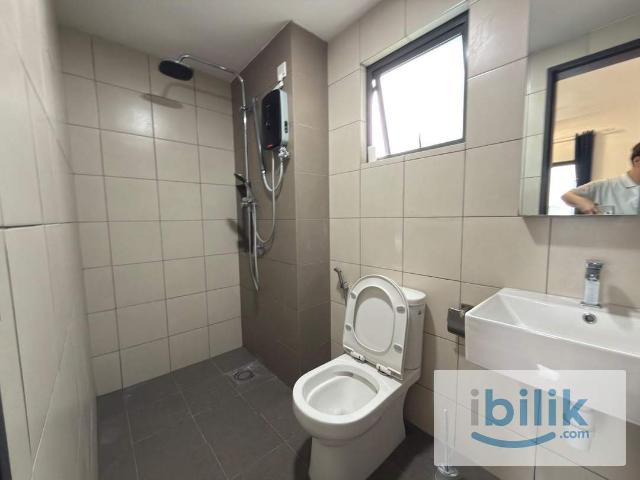 Room for rent in Petaling, Damansara Damai