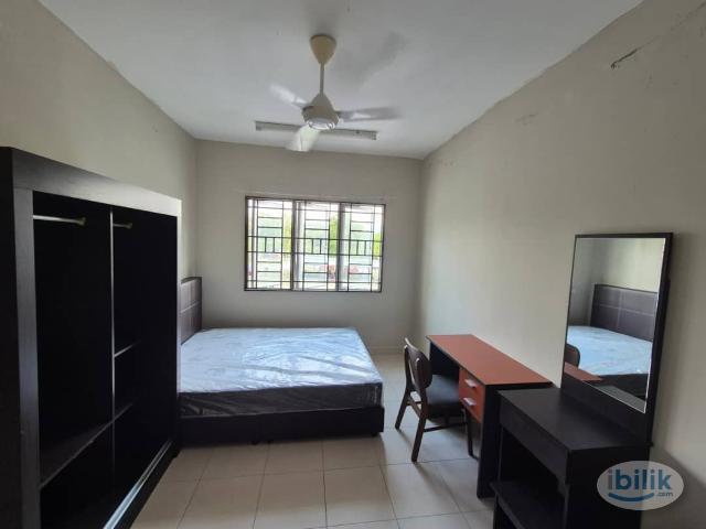 Room for rent in Seksyen U13, Shah Alam
