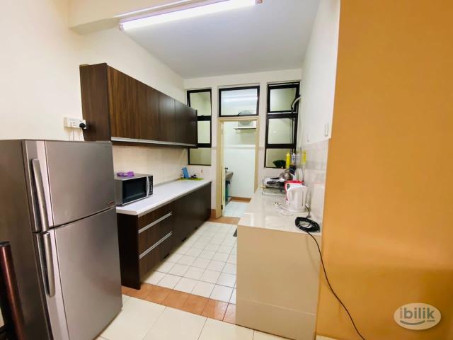 Room for rent in Petaling, Damansara Damai