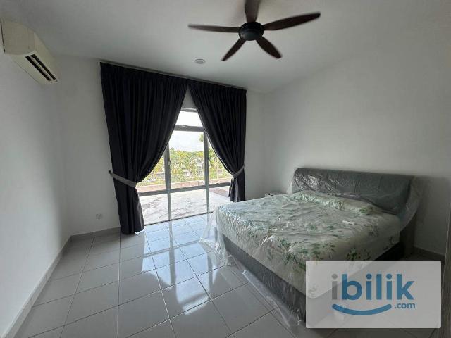 Room for rent in Sendayan Village, Negeri Sembilan