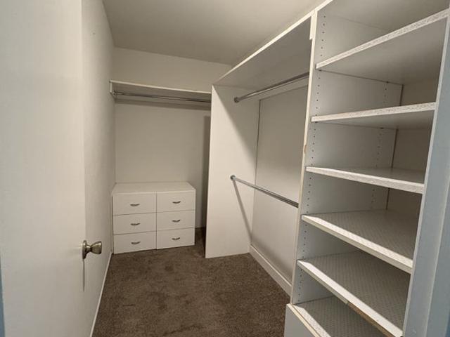 Room for rent in Mission Hills Neighborhood Council District, Canoga Park