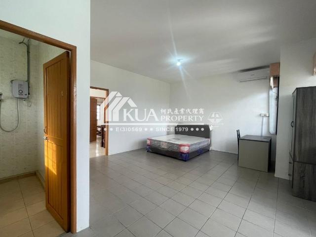 Room for rent in Kuching