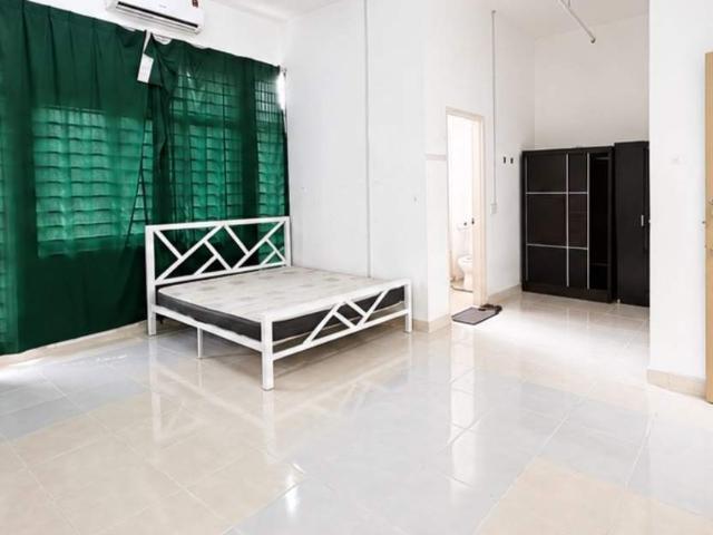 Room for rent in Petaling, Alam Impian