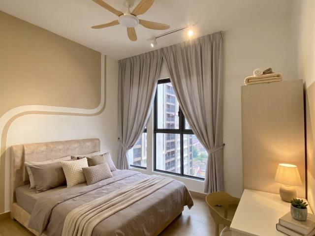 Room for rent in Country Heights Damansara, Kuala Lumpur