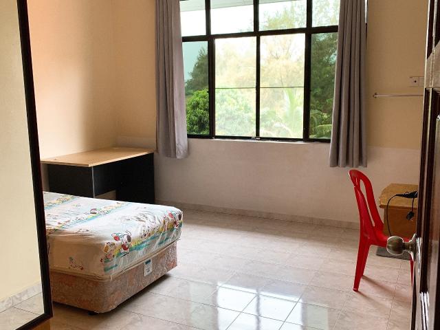 Room for rent in Kampung Losong Haji Mat Shafie, Kampung Duyong Wan Su