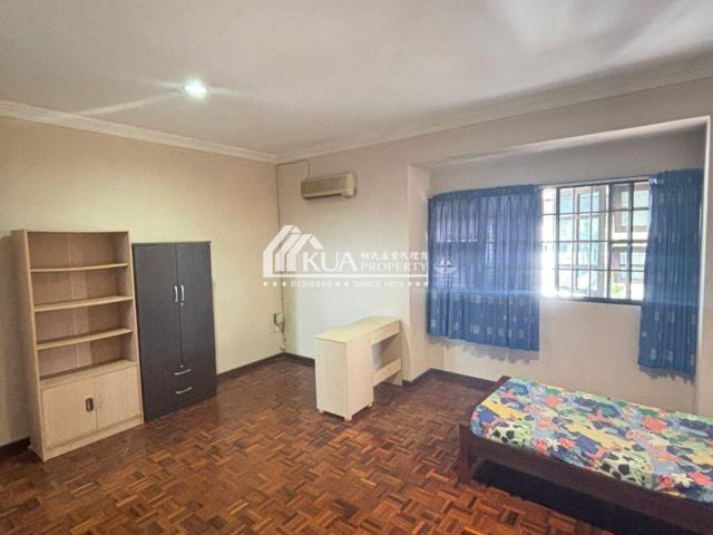 Room for rent in Kuching