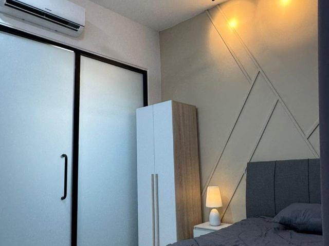 Room for rent in Petaling, Alam Impian