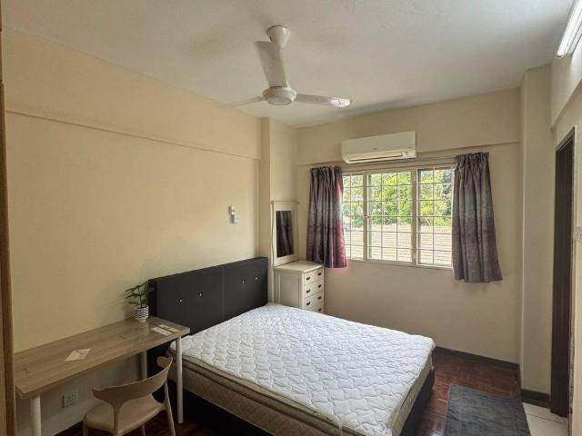 Room for rent in Petaling, Damansara Damai