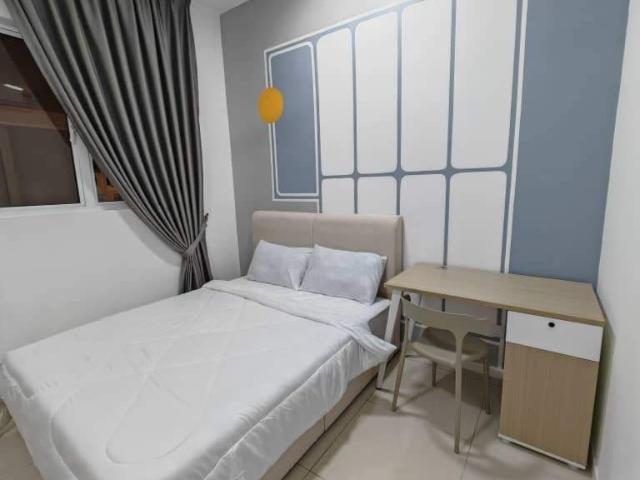Room for rent in Petaling, Alam Impian