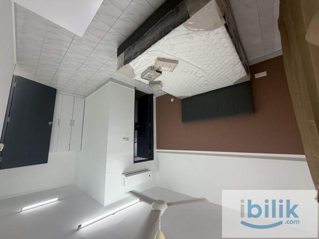 Room for rent in Taman Naga Emas, Kuala Lumpur
