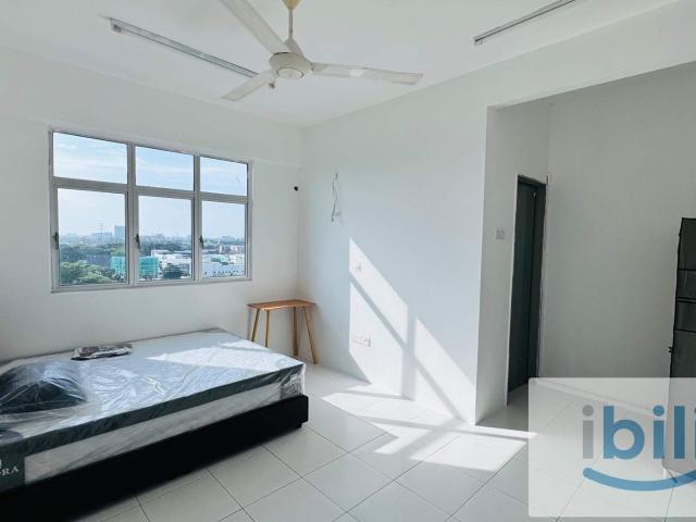 Room for rent in Wellesley, Penang
