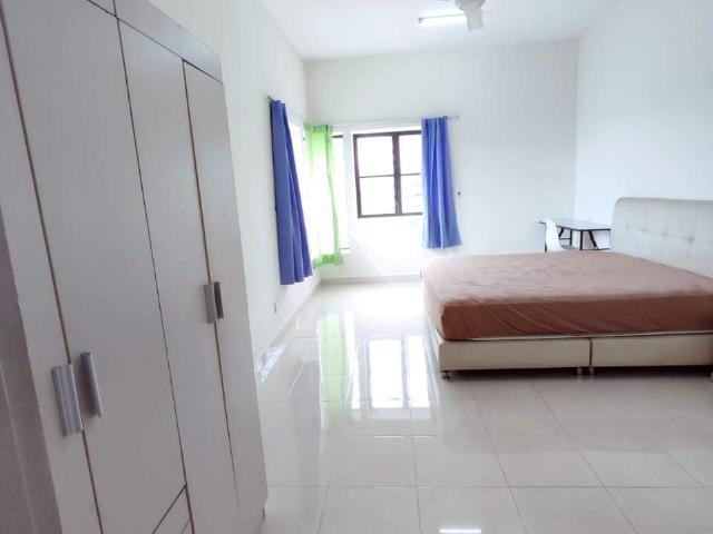 Room for rent in Petaling, Damansara Damai