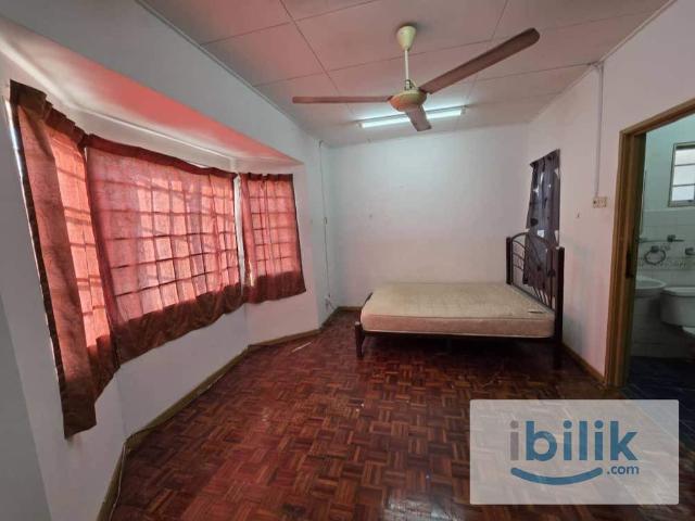 Room for rent in Petaling, Subang Jaya