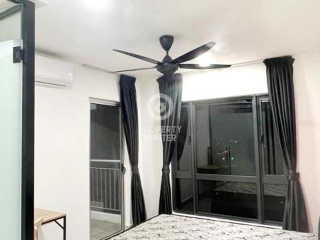 Room for rent in Petaling, Alam Impian