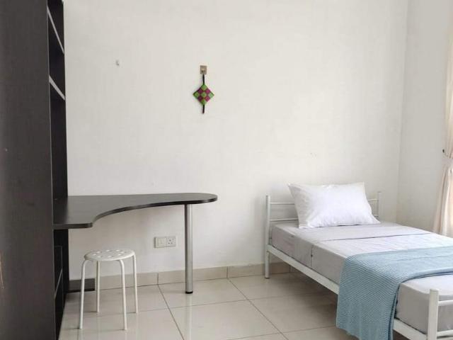 Room for rent in Petaling, Damansara Damai