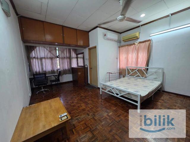 Room for rent in Petaling, Damansara Damai