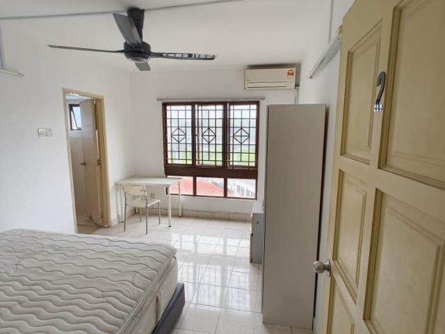 Room for rent in Petaling, Damansara Damai