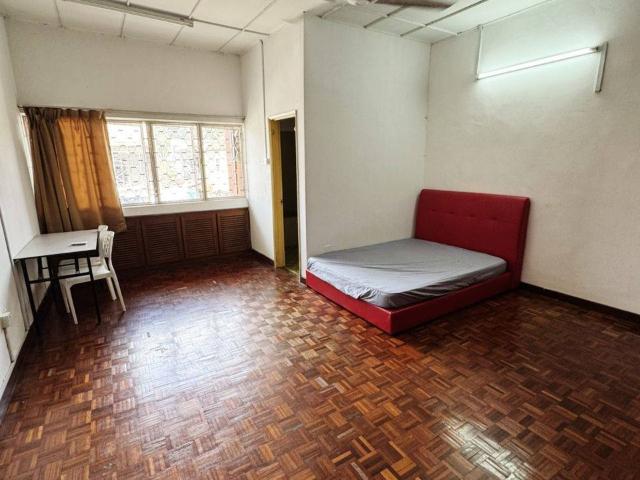 Room for rent in Country Heights Damansara, Kuala Lumpur