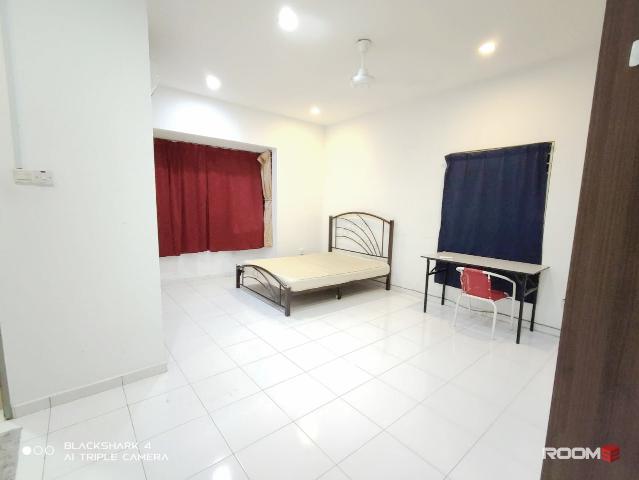 House for rent in Petaling, Alam Impian