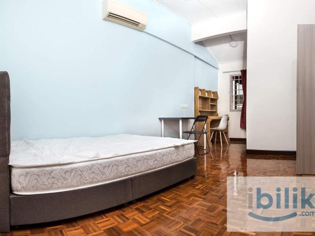 Room for rent in Petaling, Damansara Damai