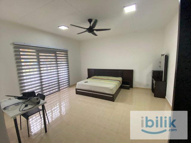Room for rent in Alam Impian, Selangor