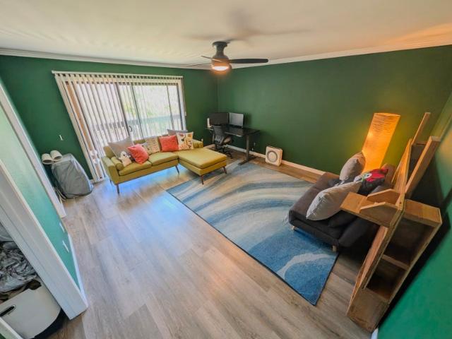 Room for rent in Lawndale, California