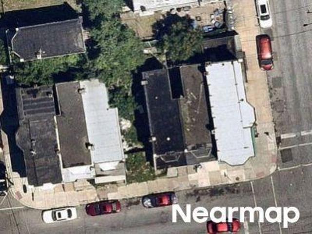 Townhouse for sale in Carroll Park, Philadelphia