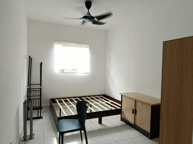 Room for rent in Mont Kiara, Kuala Lumpur