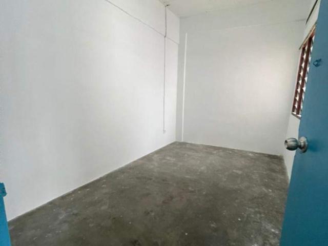 Room for rent in USJ 14, Majlis Bandaraya Subang Jaya