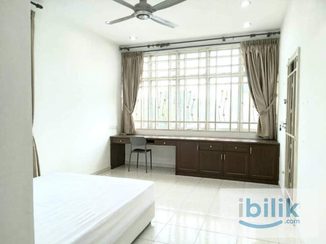 Room for rent in Wellesley, Penang