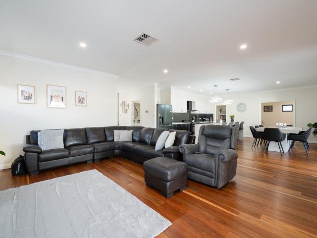 House for sale in Parklands, Western Australia