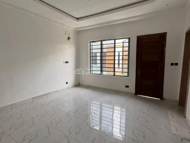 Flat for rent in Eti Osa, Lagos