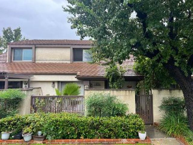 House for sale in Canyon Country, California