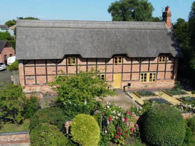 House for sale in Rugby, Warwickshire