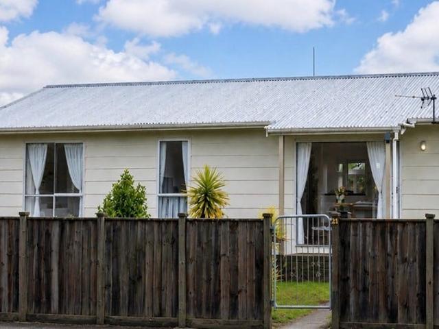 House for rent in Opaki, Wellington
