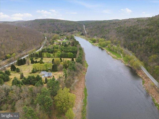 Land for sale in Beach Lake, Pennsylvania