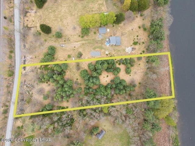 Land for sale in Beach Lake, Pennsylvania
