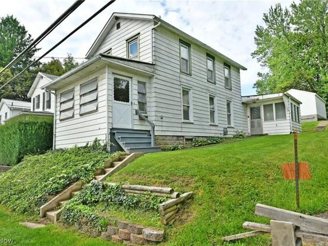 House for sale in Brookfield, Ohio